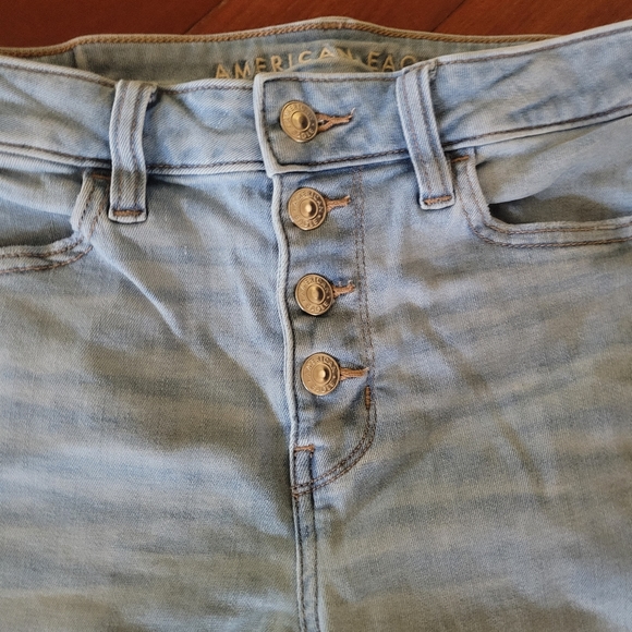 American Eagle Outfitters Light wash button fly denim jeans high rise crop 4 - Picture 2 of 6
